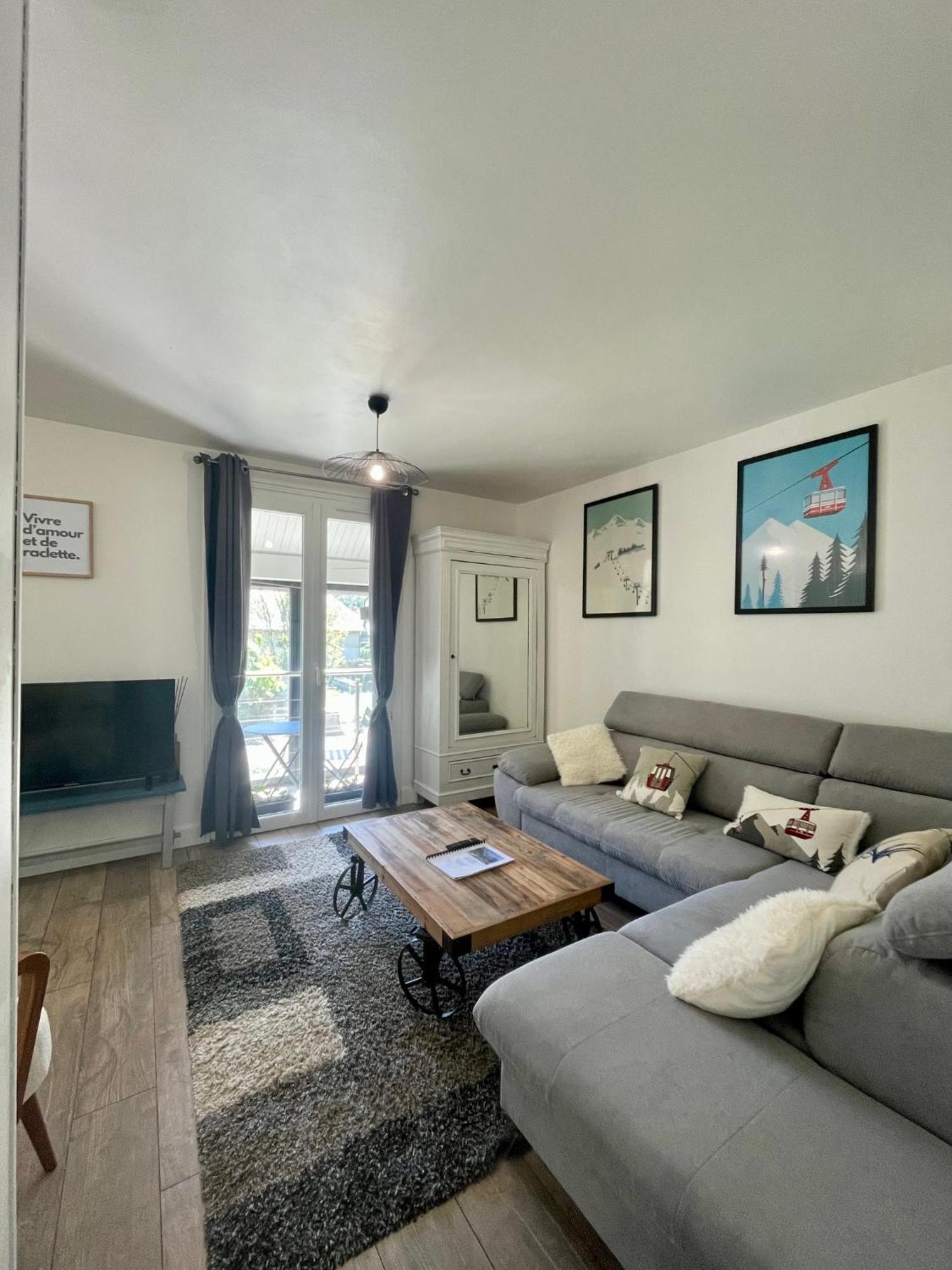 Bel Appartement Dans Residence Cheminee /Jardin 吕兹-圣索沃尔 外观 照片